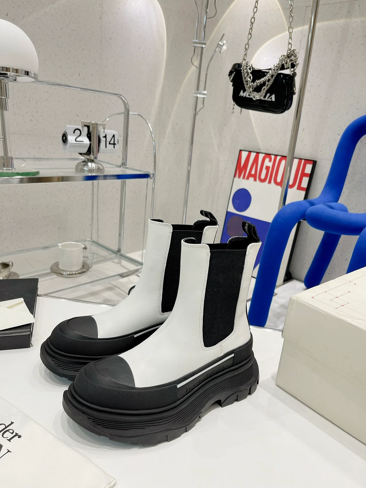 Коллекция McQueen 2022 года с подиума - Ботильоны - 1