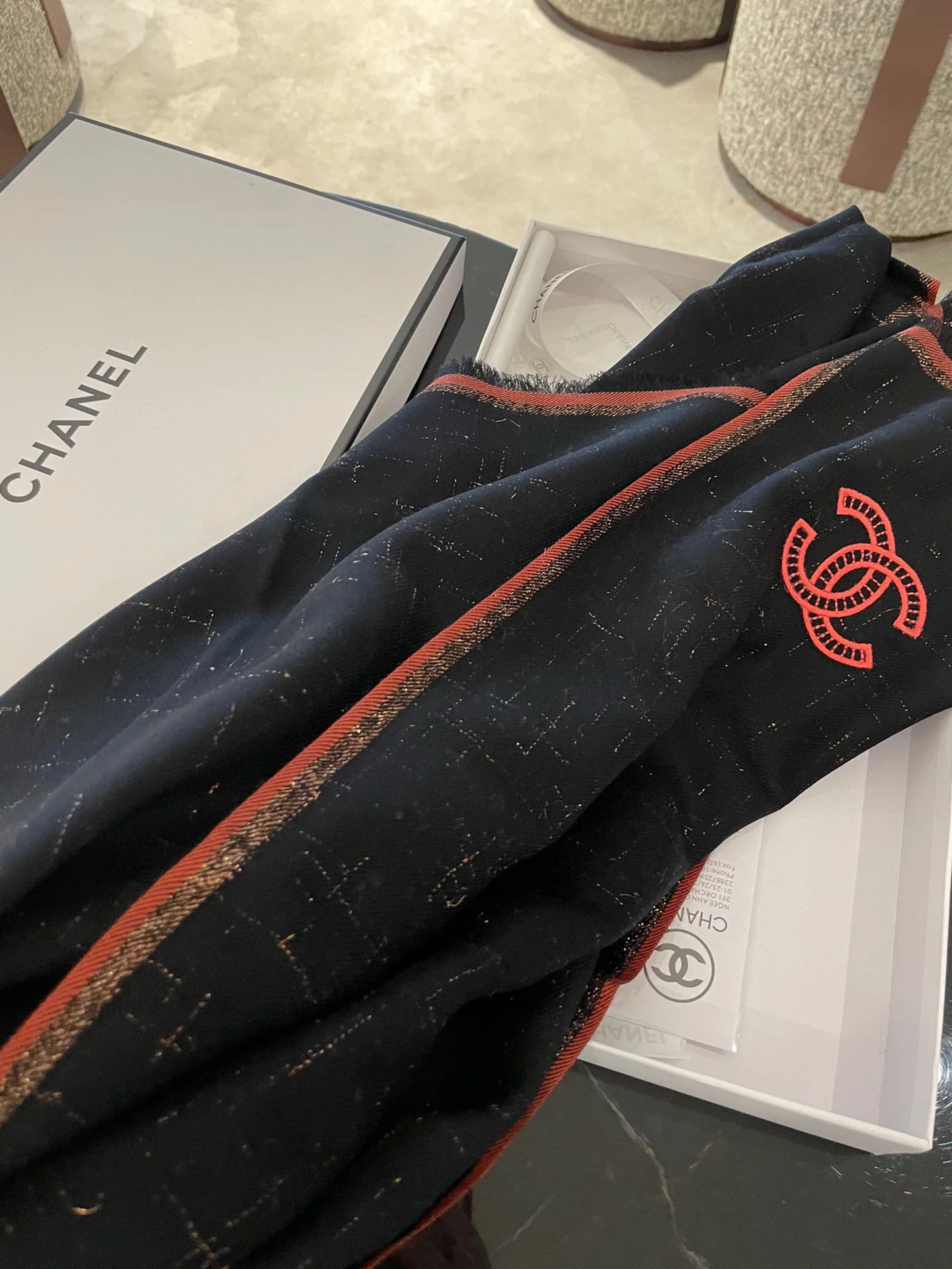 Шарф Chanel с металлизированной нитью - 90-200 см - Кашемир Кашмир Хайленд - Черный