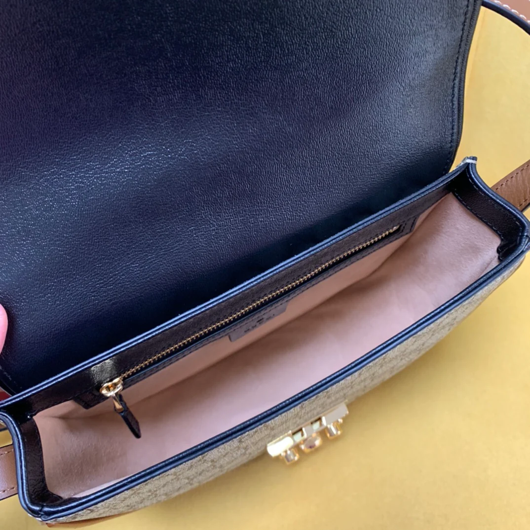 Сумка Gucci ?Полумесяц? через плечо