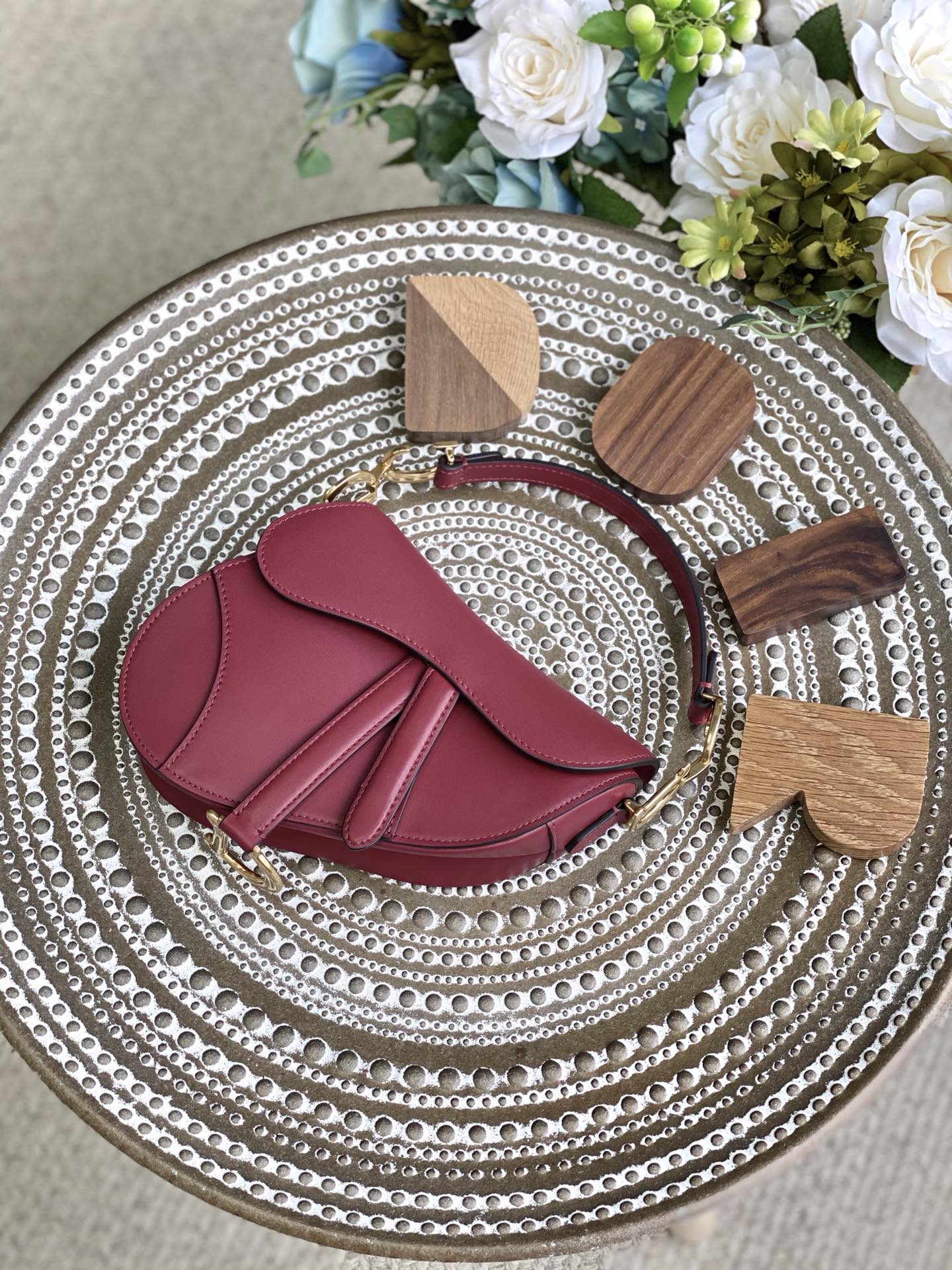 Сумка Dior Saddle Bag - гладкая, плетеная - маленькая, цвет 