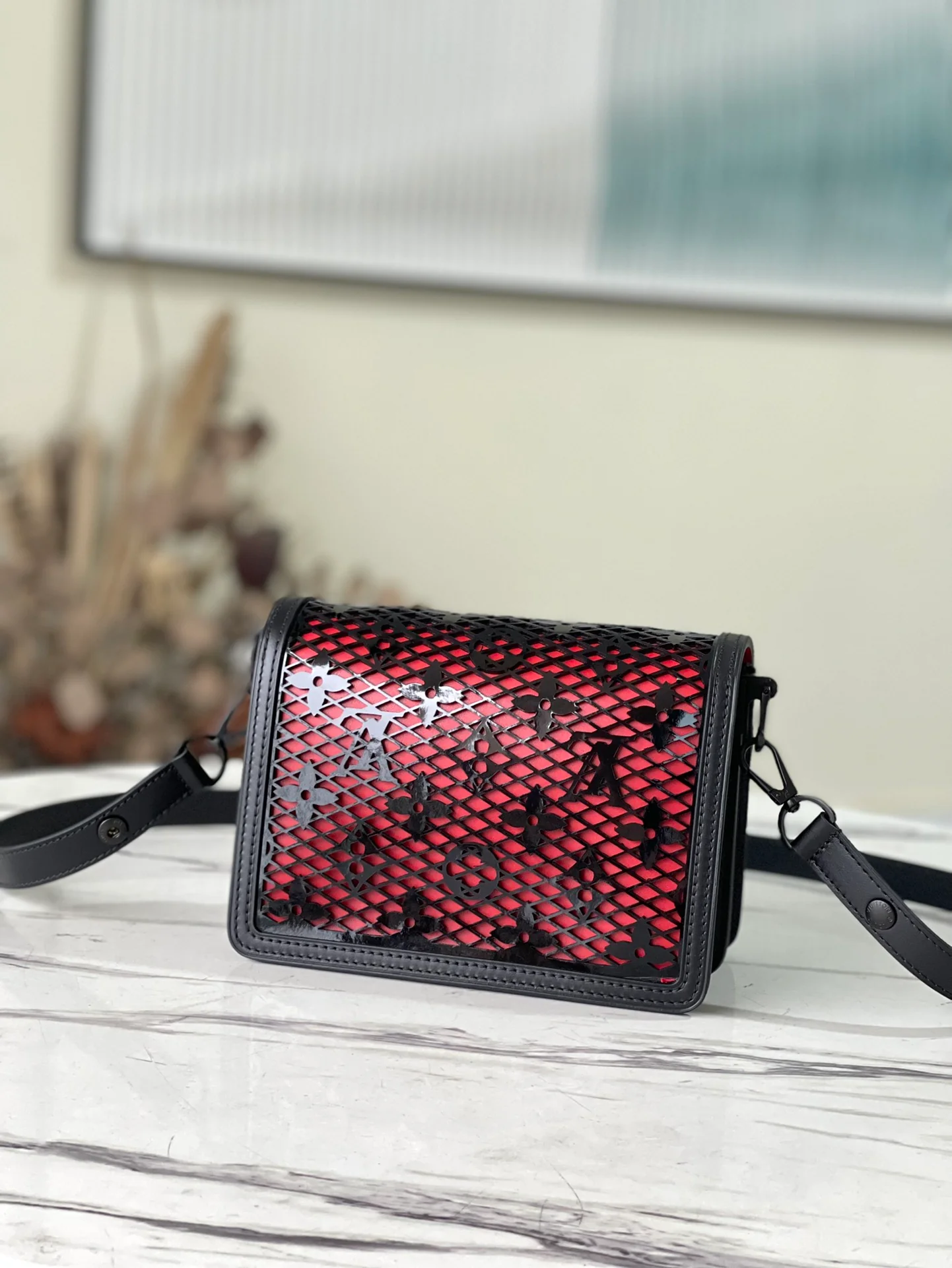 m20595-LV-2022-Весенне-летняя коллекция-dauphine-Мини-сумочка