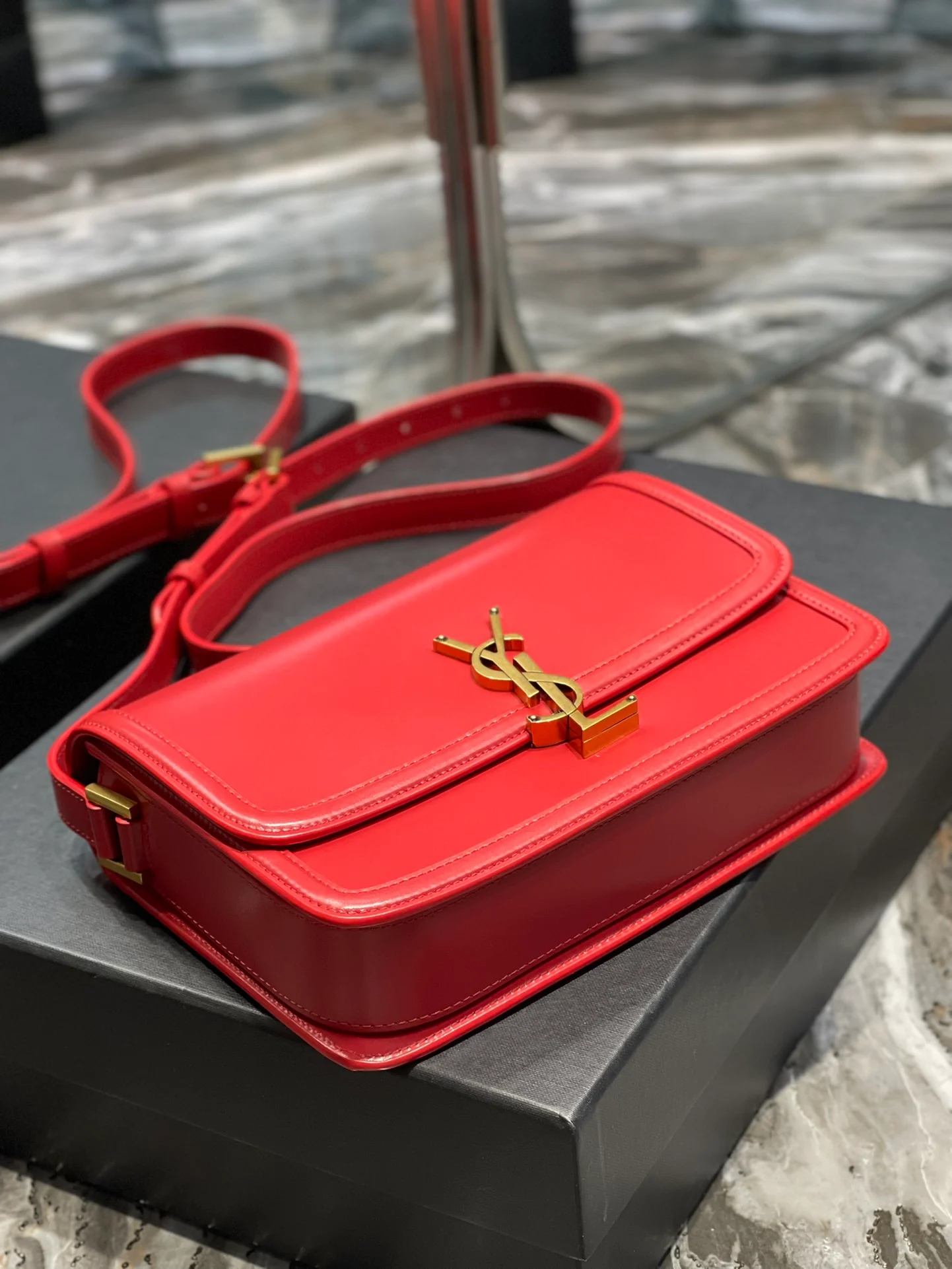 Сумка через плечо YSL rue de solferino - красная