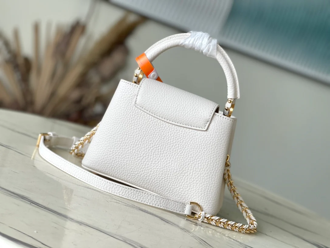 m23082-LV-Taurilon Leather-Capucines Сумка-Белый-Мини