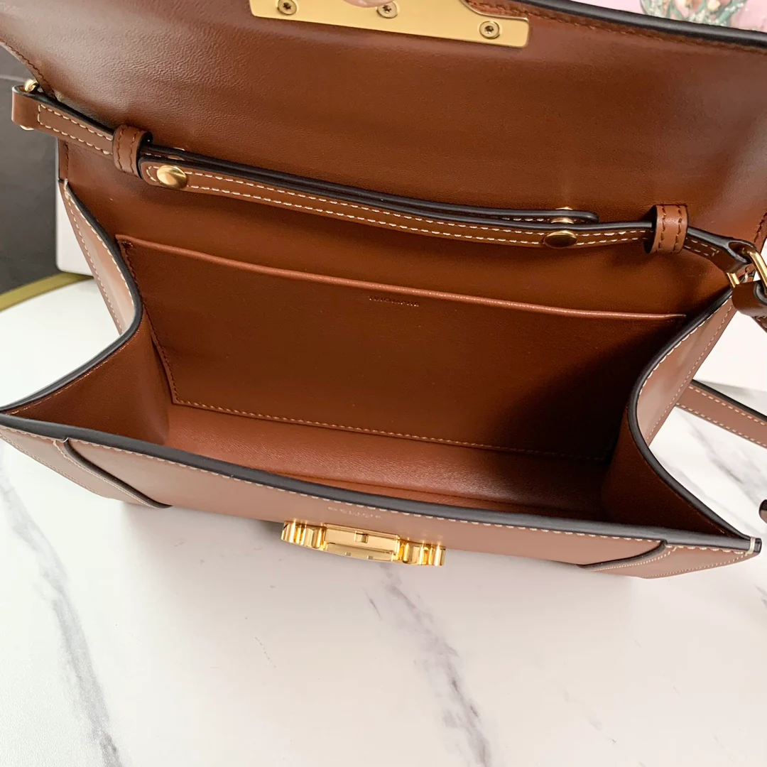 Сумка-конверт Celine через плечо - бежево-коричневая