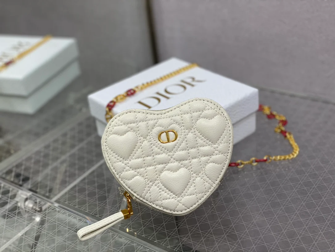 Сумка Dior-Caro в форме сердца - сумка на цепочке - 1 шт.
