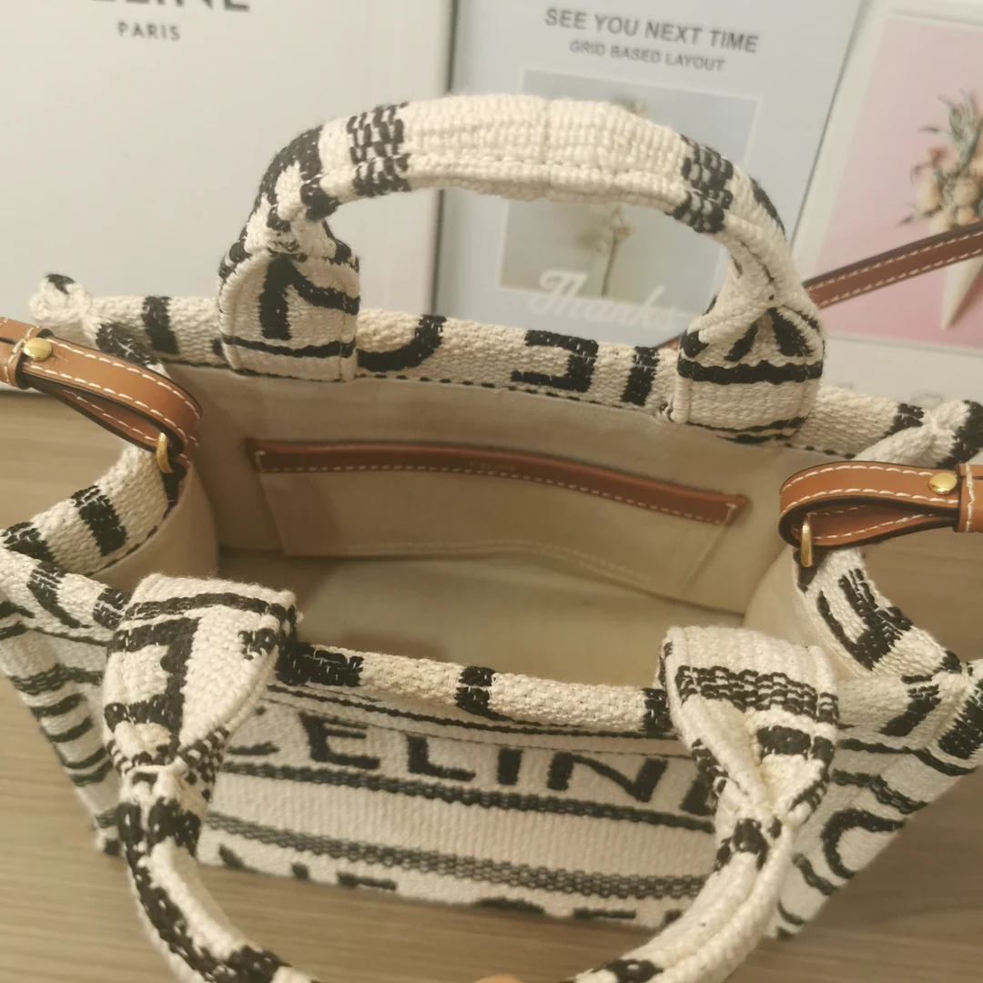 Сумка-тоут Celine Cabas Thais, маленькая, черная (из махровой ткани)