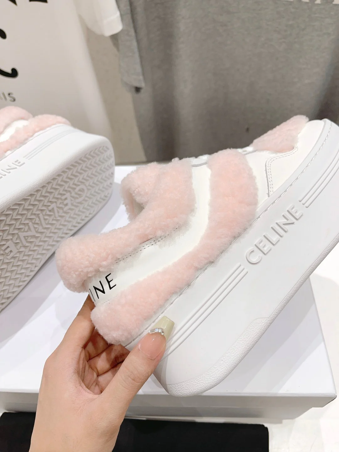 Кроссовки на платформе Celine - розовые