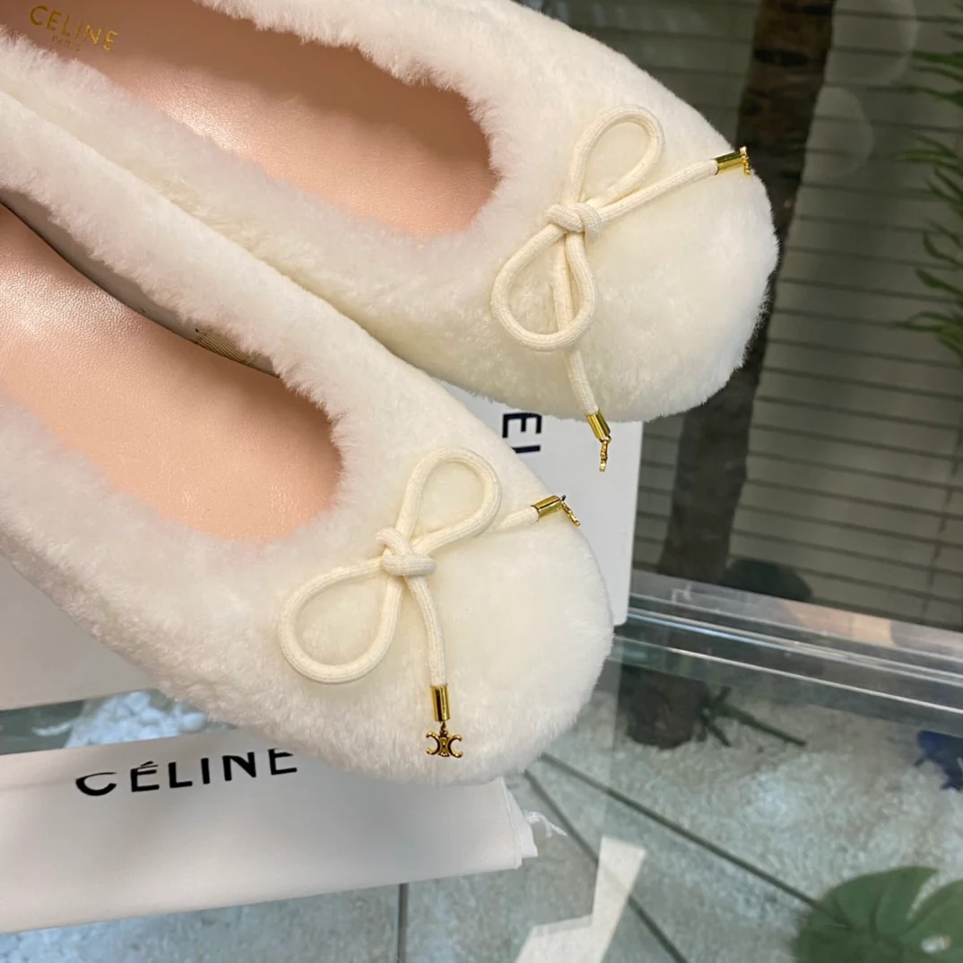 Новые шерстяные лоферы Celine 22fw осень/зима - кулон 