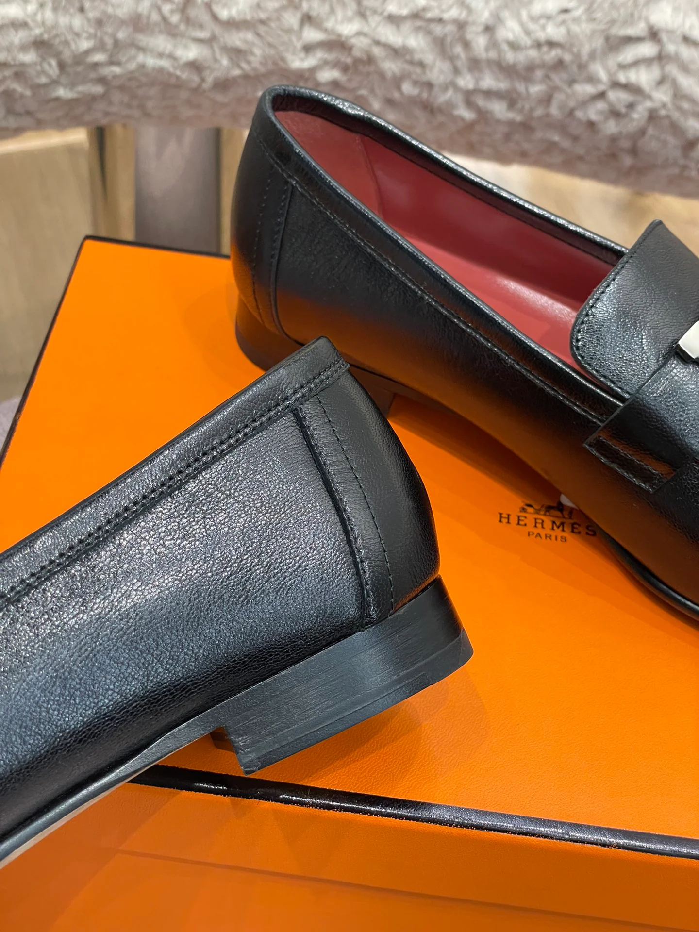 Классические лоферы Hermes с закругленным носком