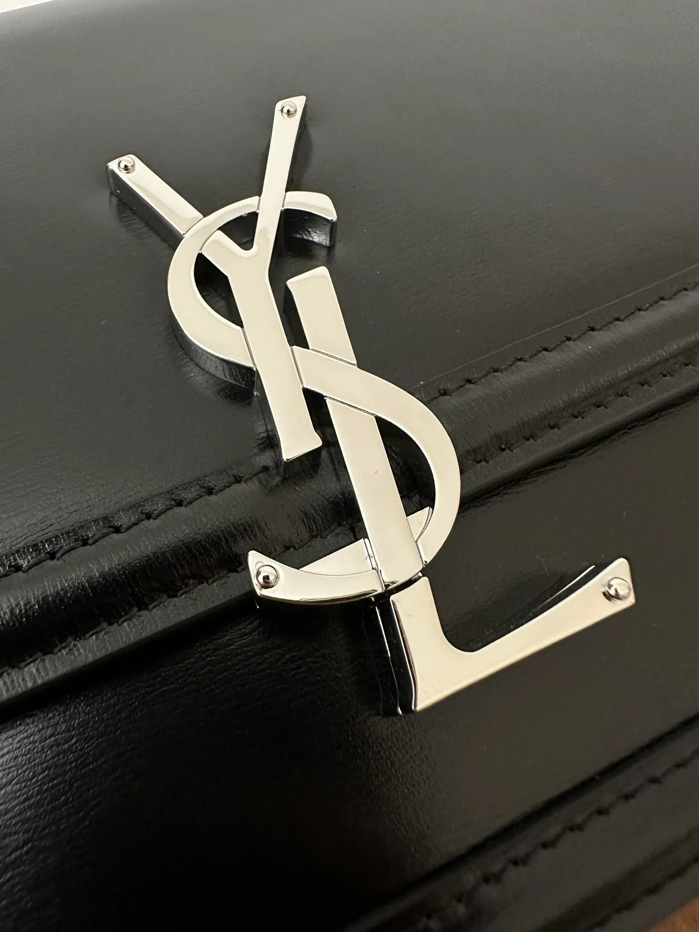 Сумка YSL Box Saint Laurent Tofu Bag - Большая - Черная с серебряной пряжкой