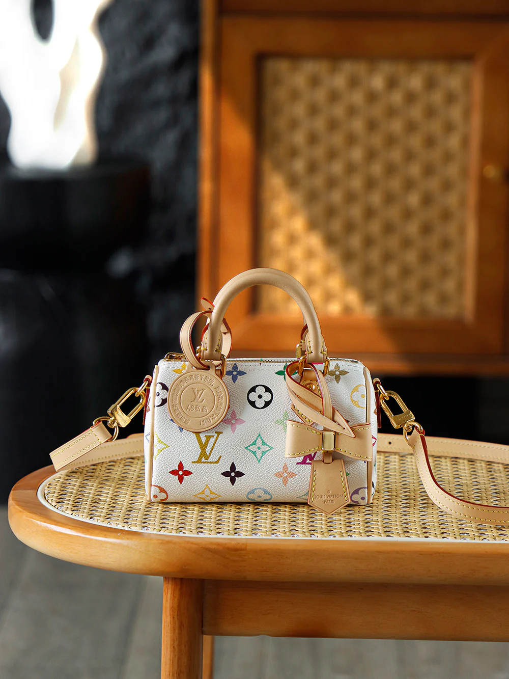 LV-m13391-nano-speedy-white tricolor
