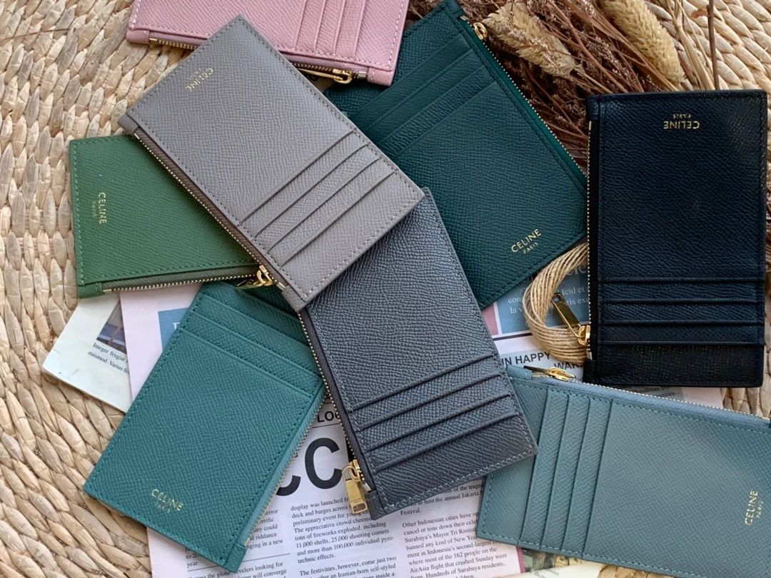 Кардхолдер Celine из зернистой телячьей кожи с застежкой-молнией - розовый