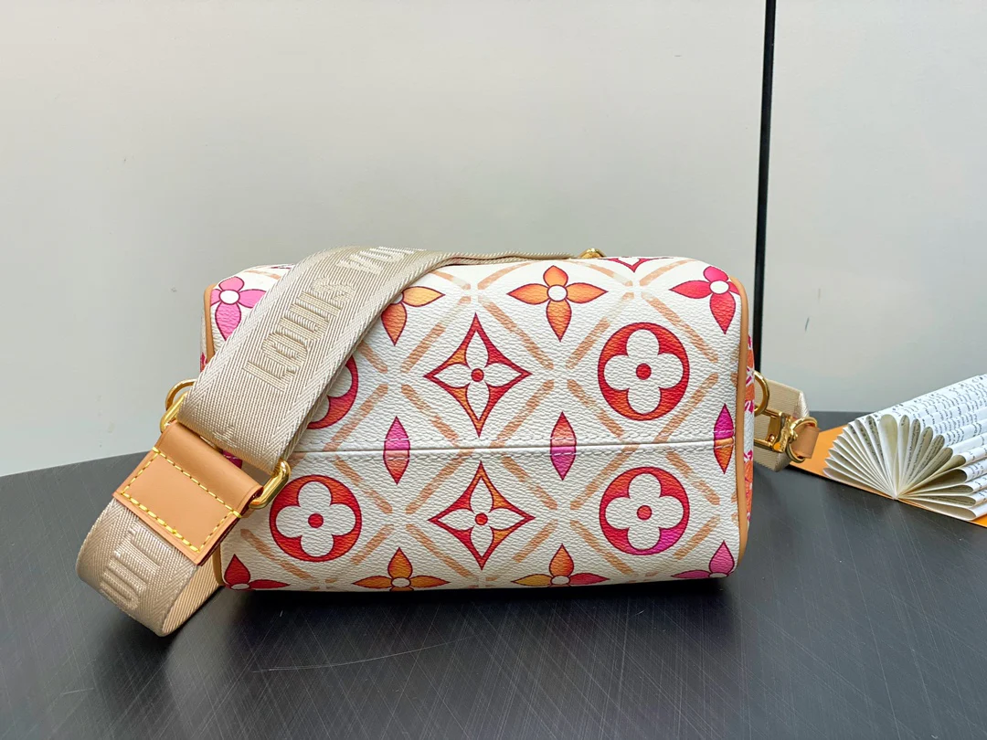 m11461-LV-speedy-bandouliere сумка-подушка