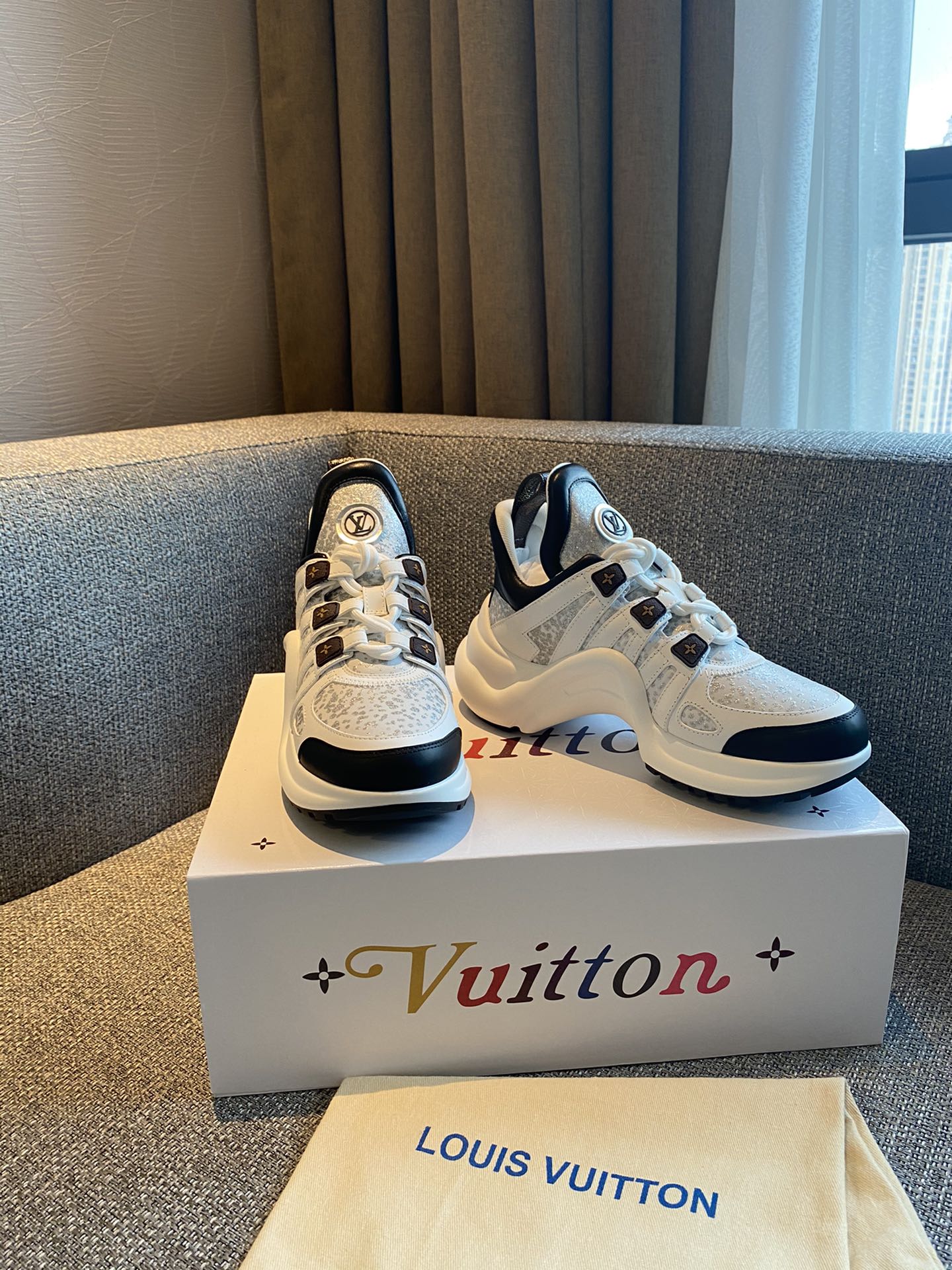 Обувь LV - кроссовки LV Trainer - 17