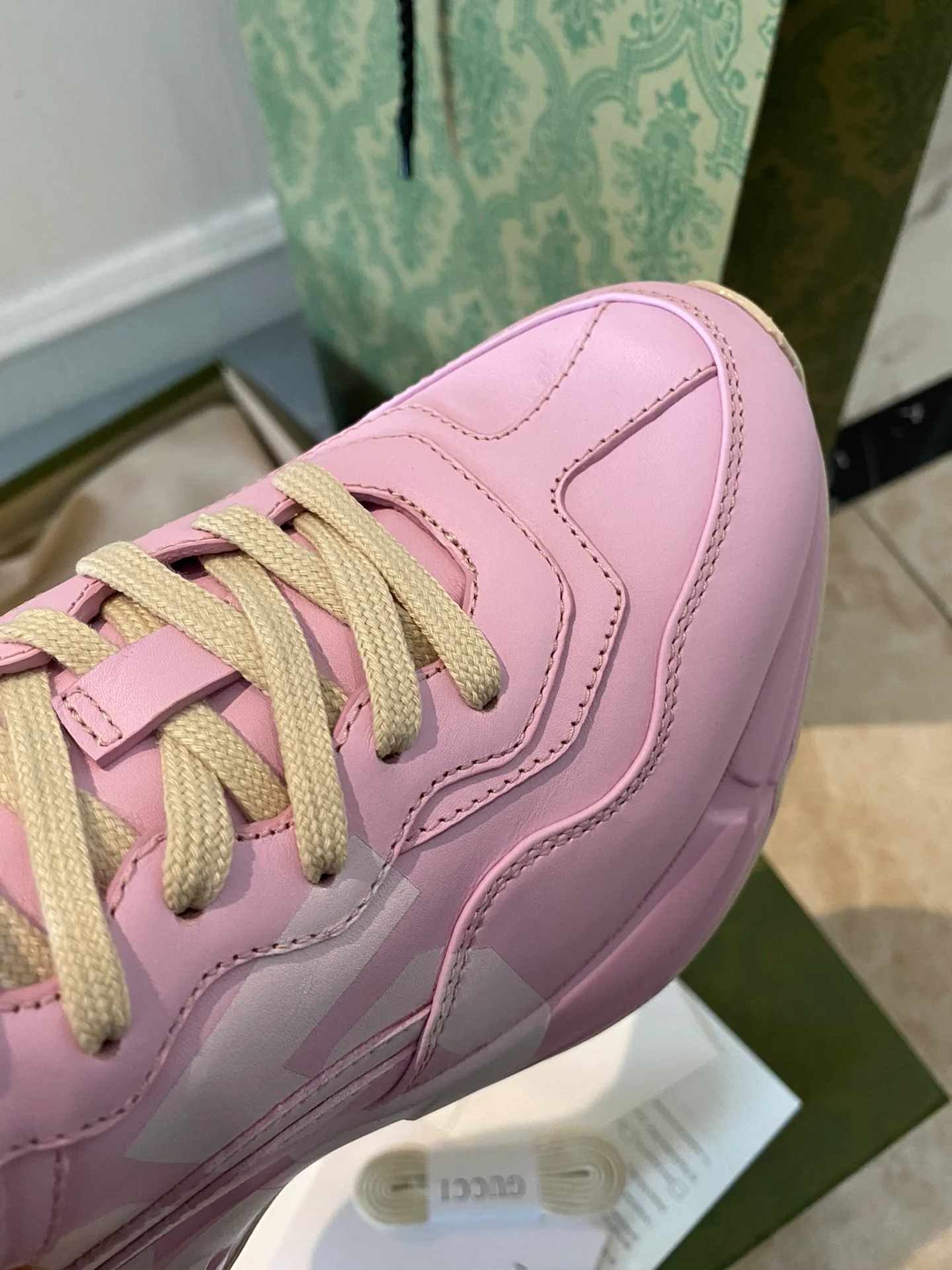 Gucci - Dad Shoes - 21