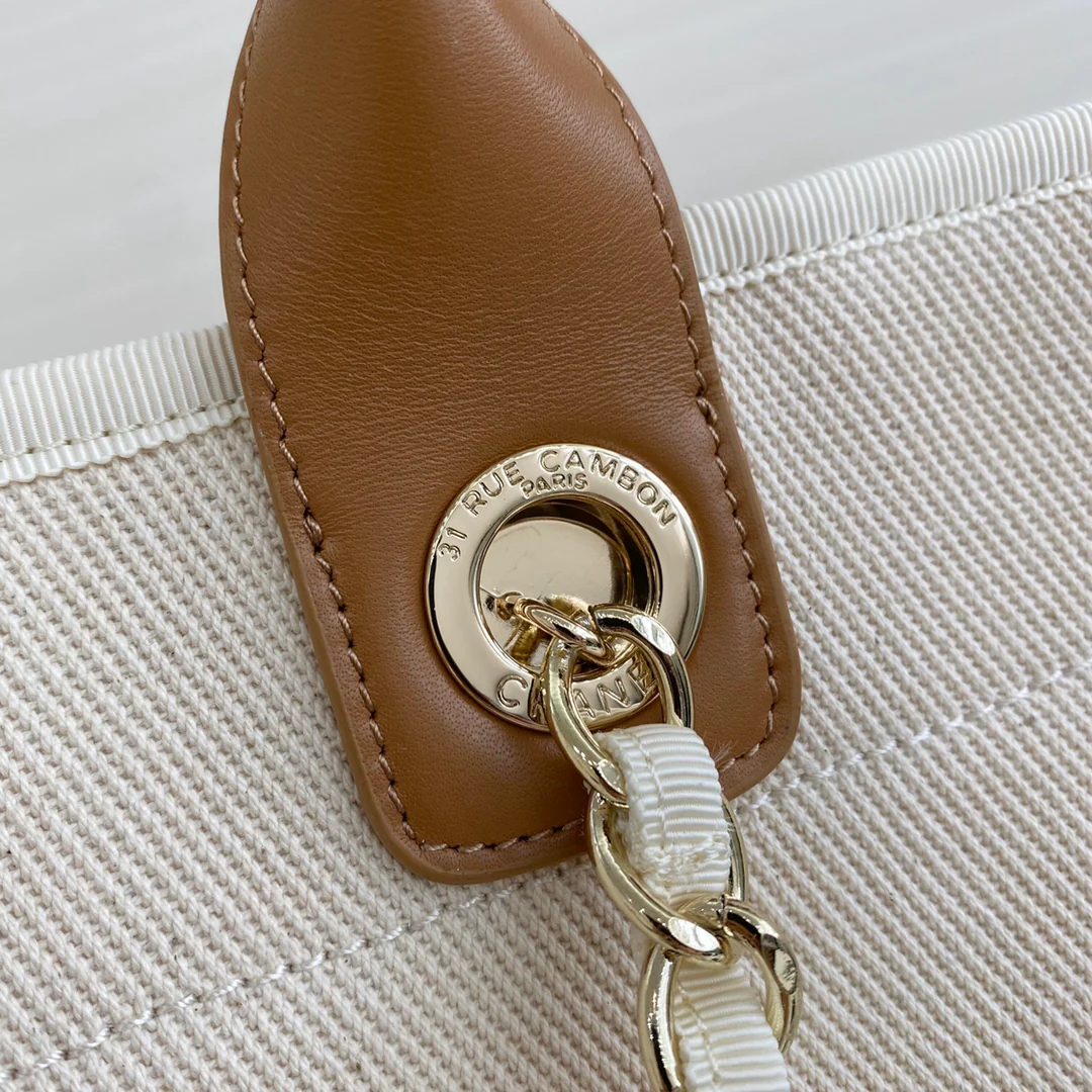 Большая пляжная сумка Chanel Pearl