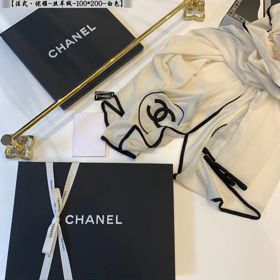 Chanel - Французская элегантность, шелково-кашемировая ткань - 100-200 см