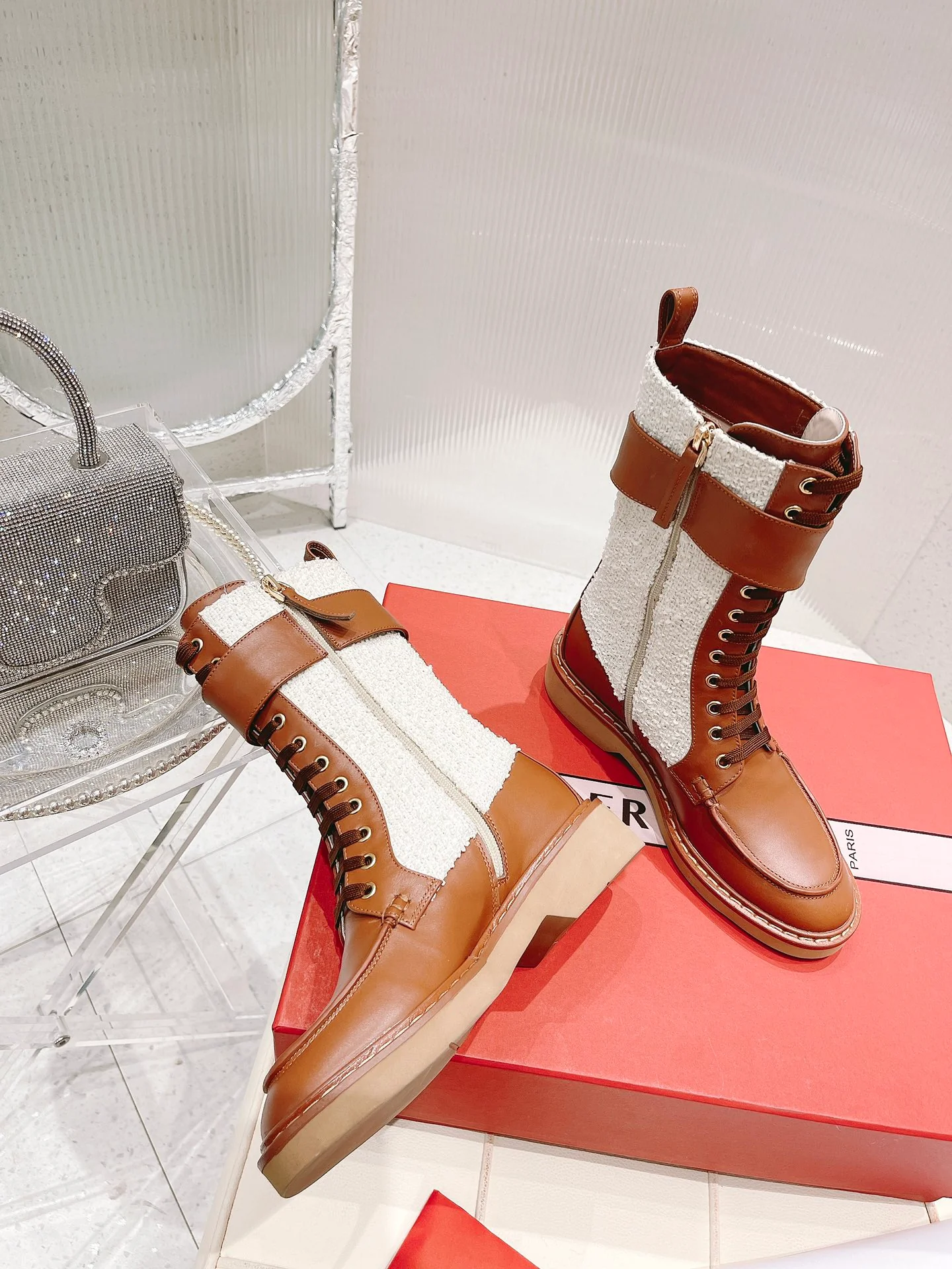 Обувь RV - Новинка весны/лета 2022 - Ботинки до середины икры - Цвет ?слоновая кость?