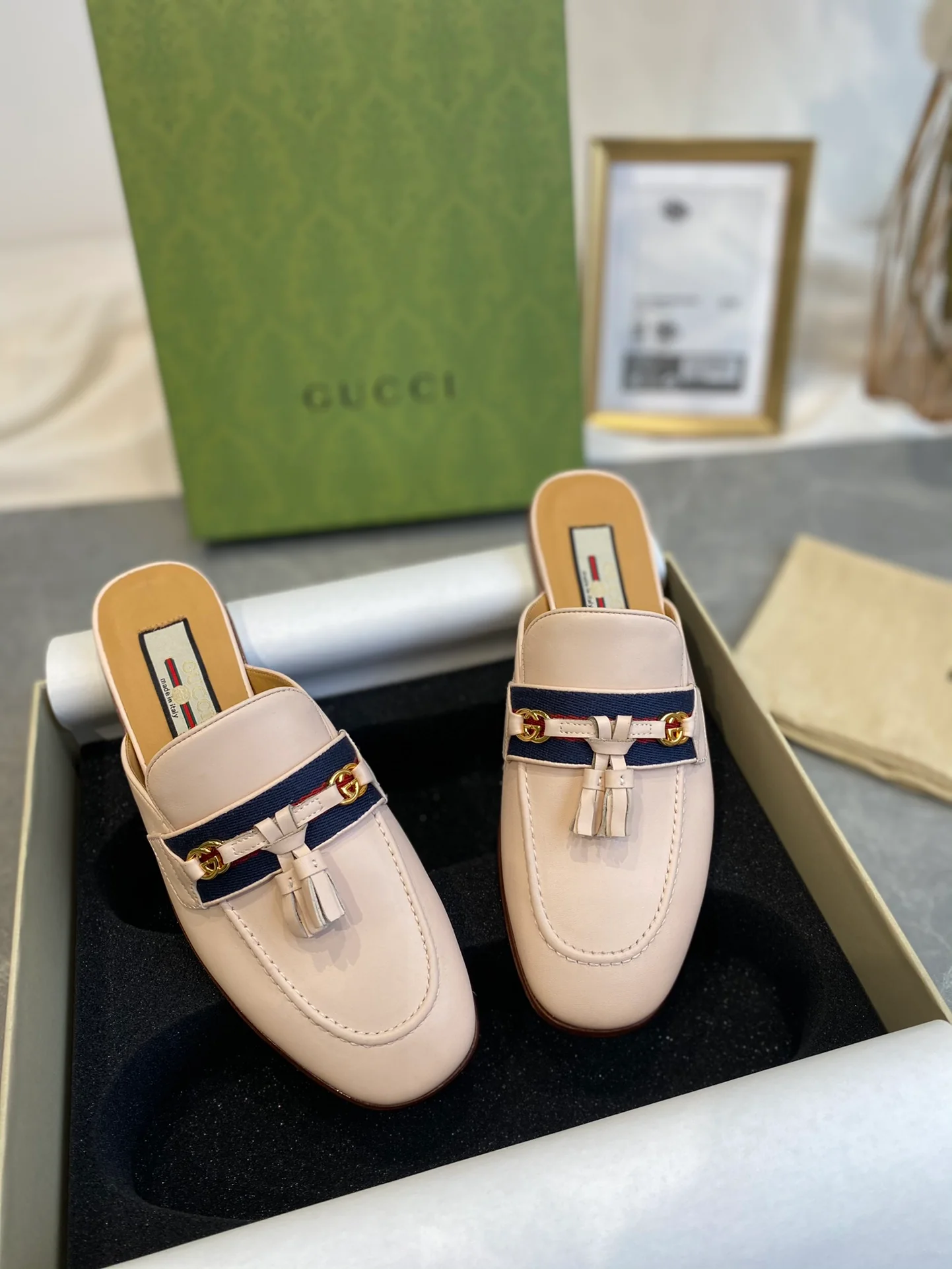Gucci — Подвеска с кисточками — Тапочки — Мюли — 2