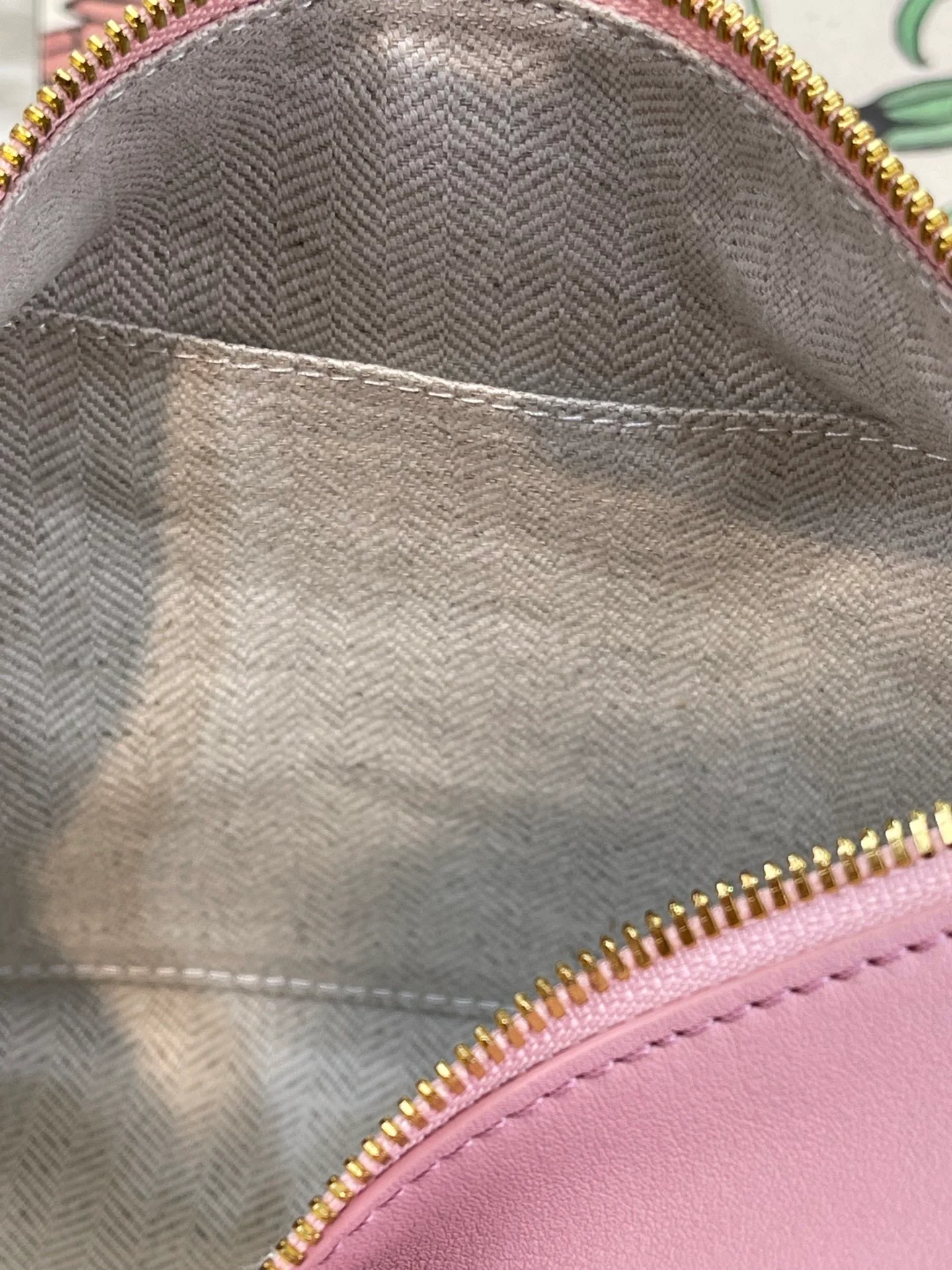 Сумка для обеда Loewe Cubi, светло-розовая, Panerai, из телячьей кожи - 20-5-17-12-5 см