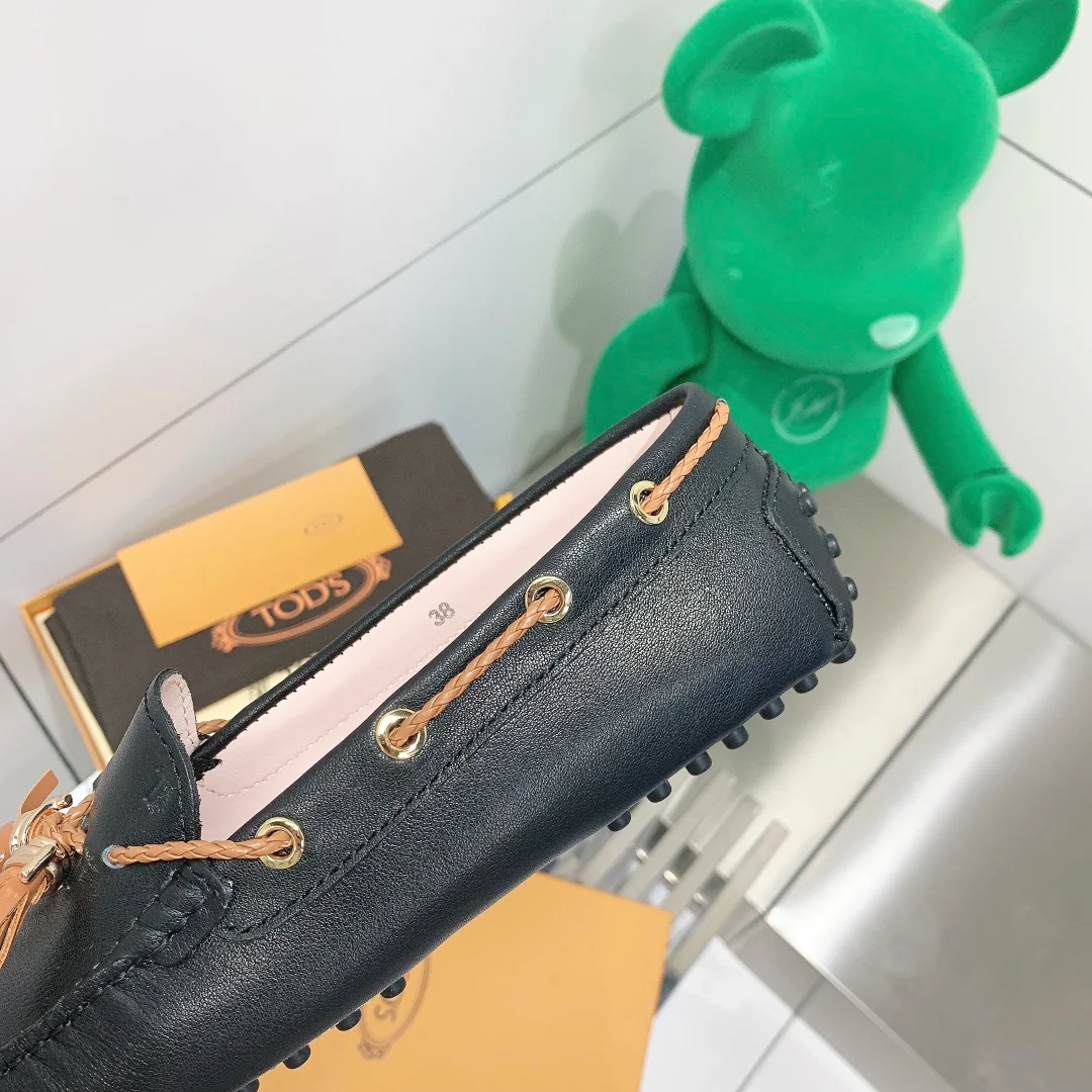 Tods - Подвеска с кисточкой - Лоферы - Туфли без шнурков - 2