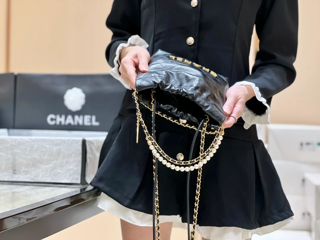 Сумка Chanel No. 22 - черная - двойная цепочка - жемчужная цепочка