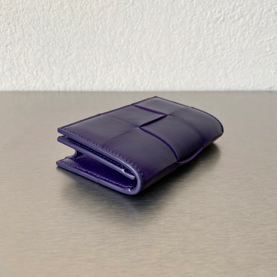 BV- 大格翻盖卡包 小羊皮 12.2×7.5×2.5cm