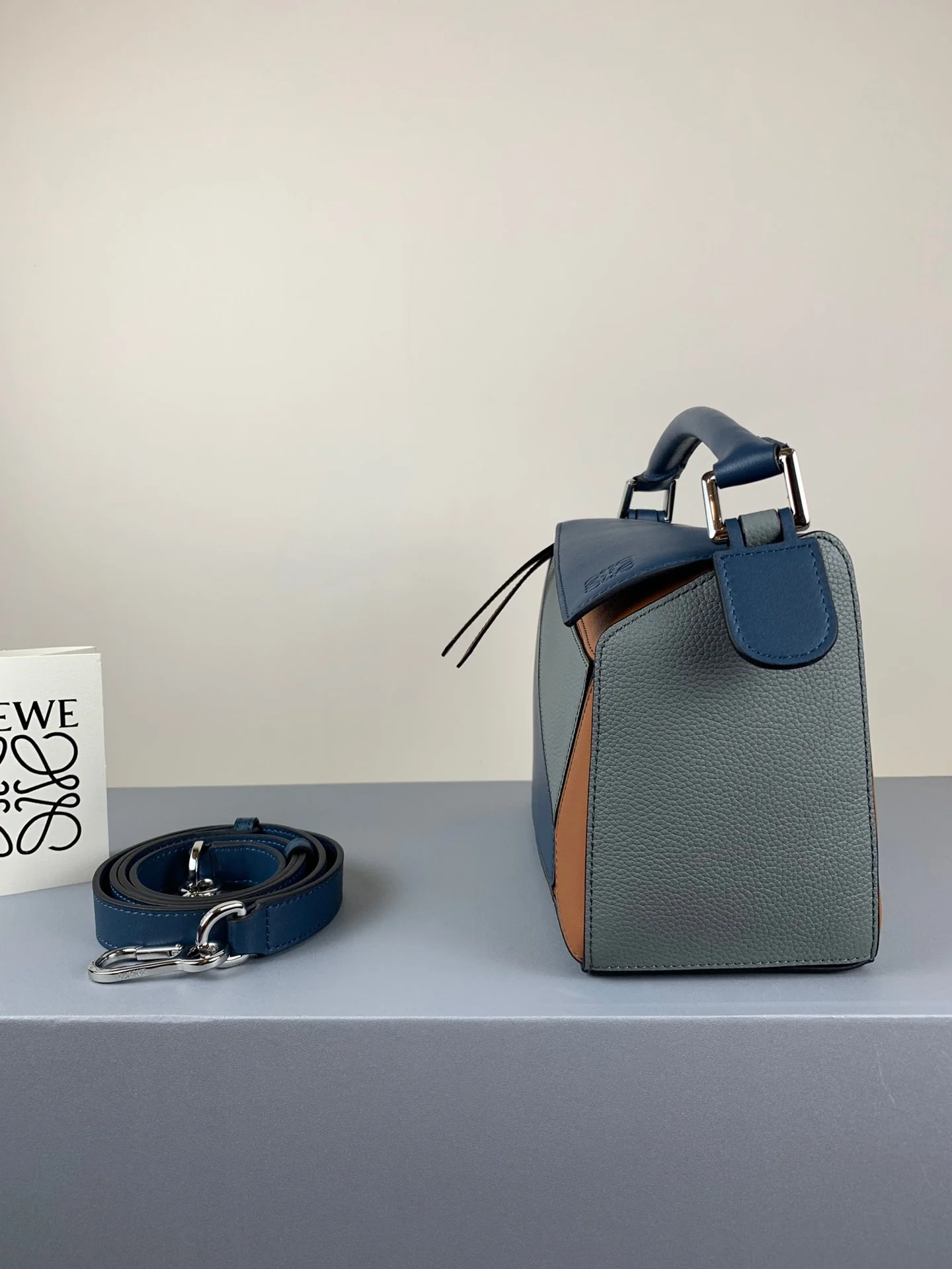 Сумка Loewe Puzzle из телячьей кожи - 3