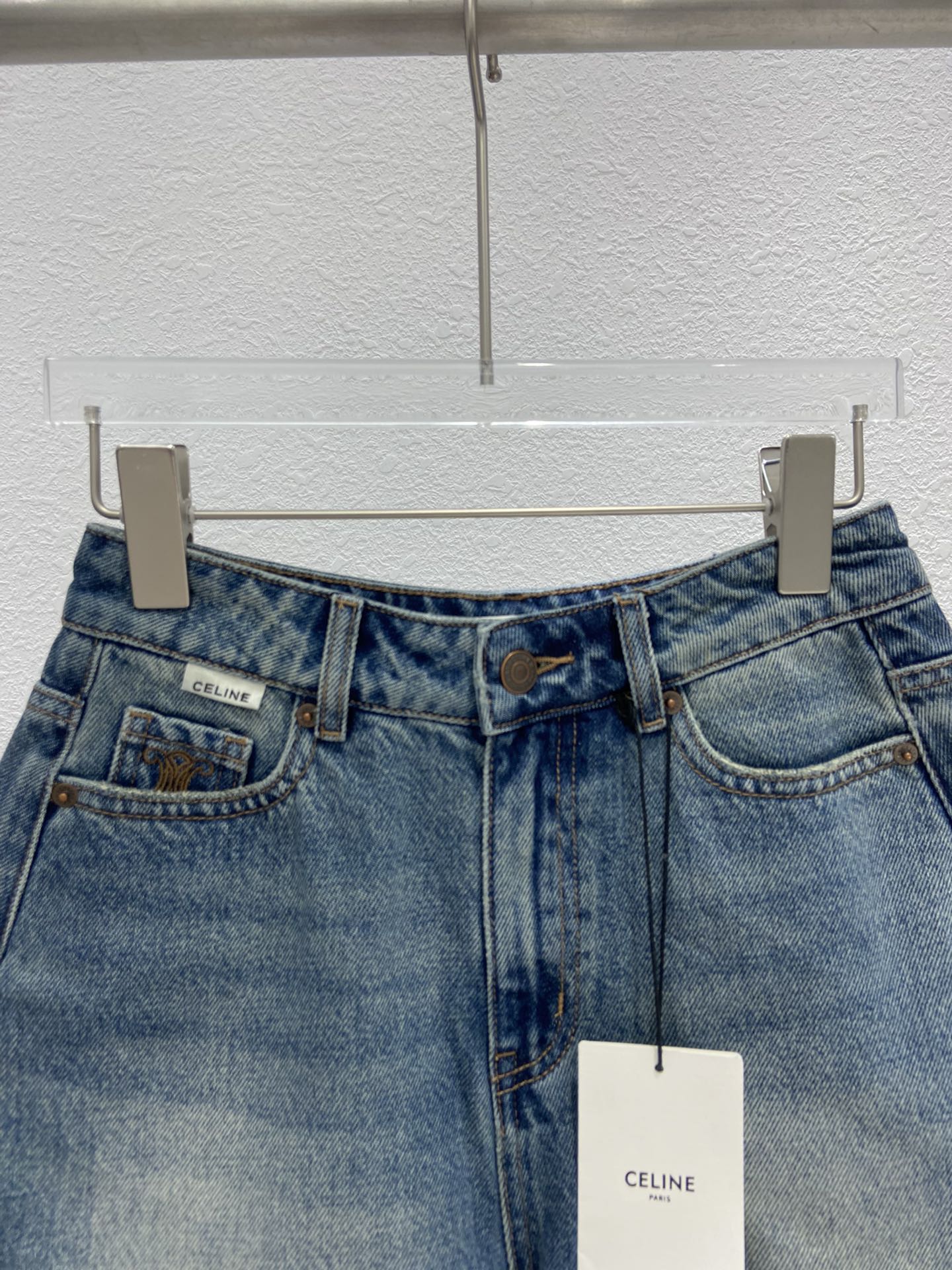 Celine 2404 - Джинсовые шорты с вышитым задним карманом - Синие