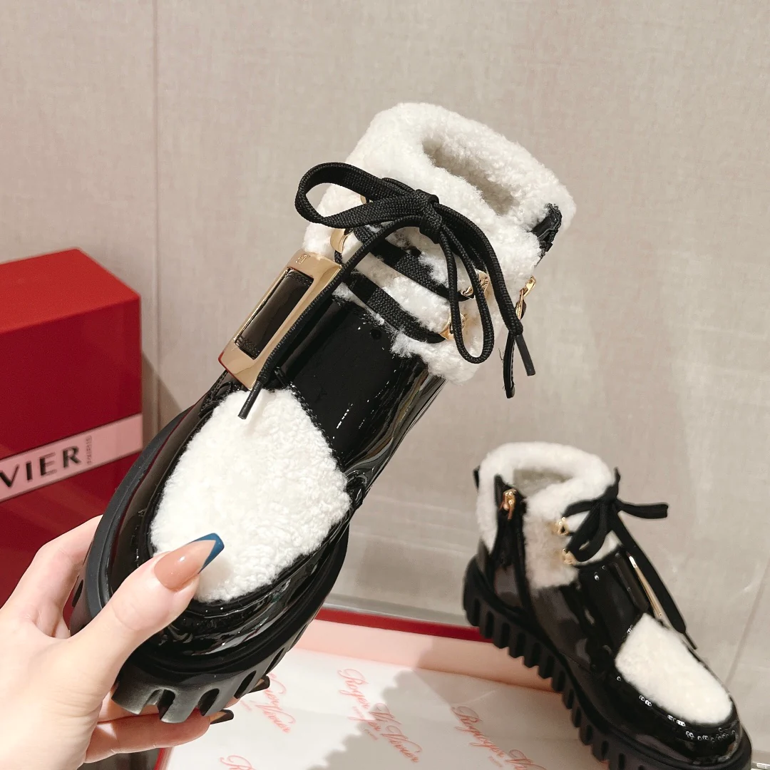 Обувь RV Shoes - коллекция осень-зима 2022 - Ботильоны на платформе из овечьей шерсти