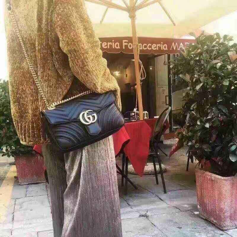 Gucci Marmont Black Medium 26cm - 26-7-5cm