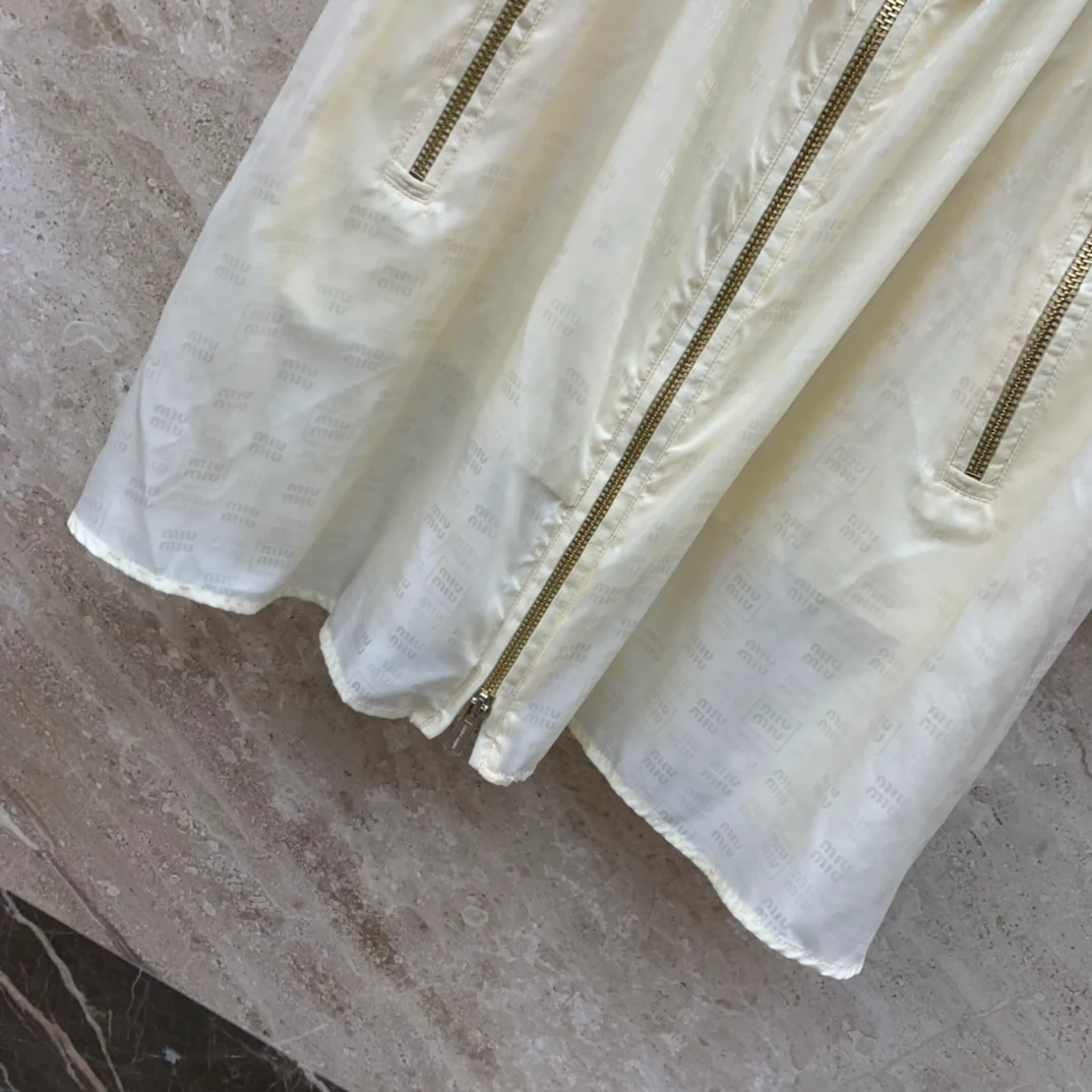 Miu Miu-2404 - Девичий жилет с капюшоном и застежкой-молнией