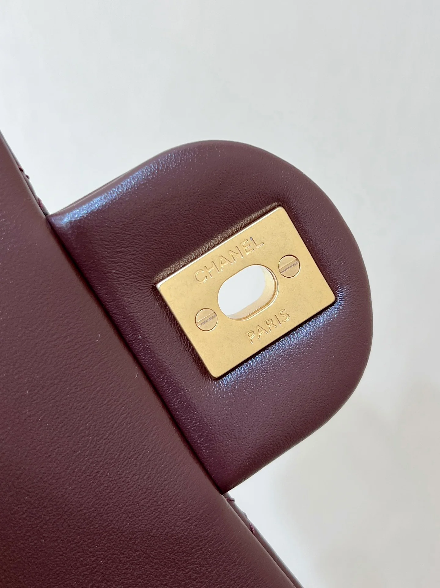 Chanel CF Gold Ball Square Fat Man - Burgundy