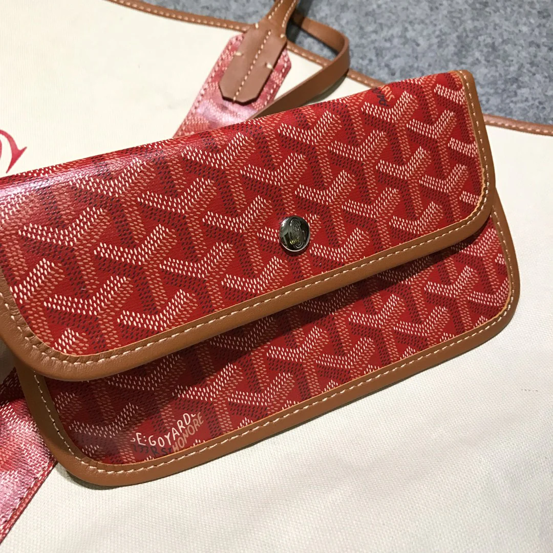 Гоярд-Сен-Луи-Пертюи-красный