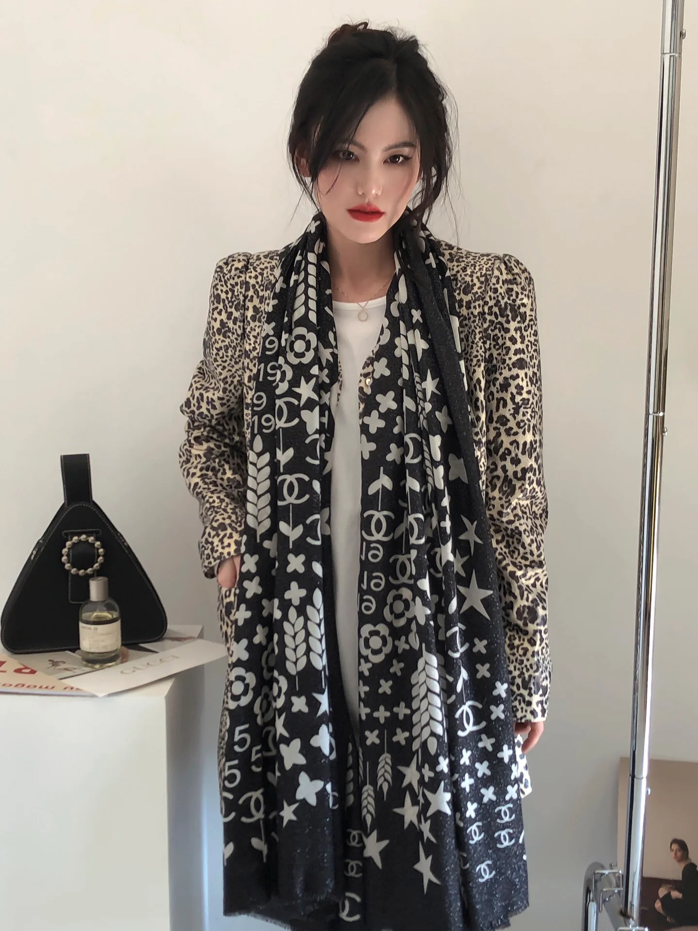 Chanel - Шарф с принтом в виде колосьев пшеницы - 110-200 см - Кашемир