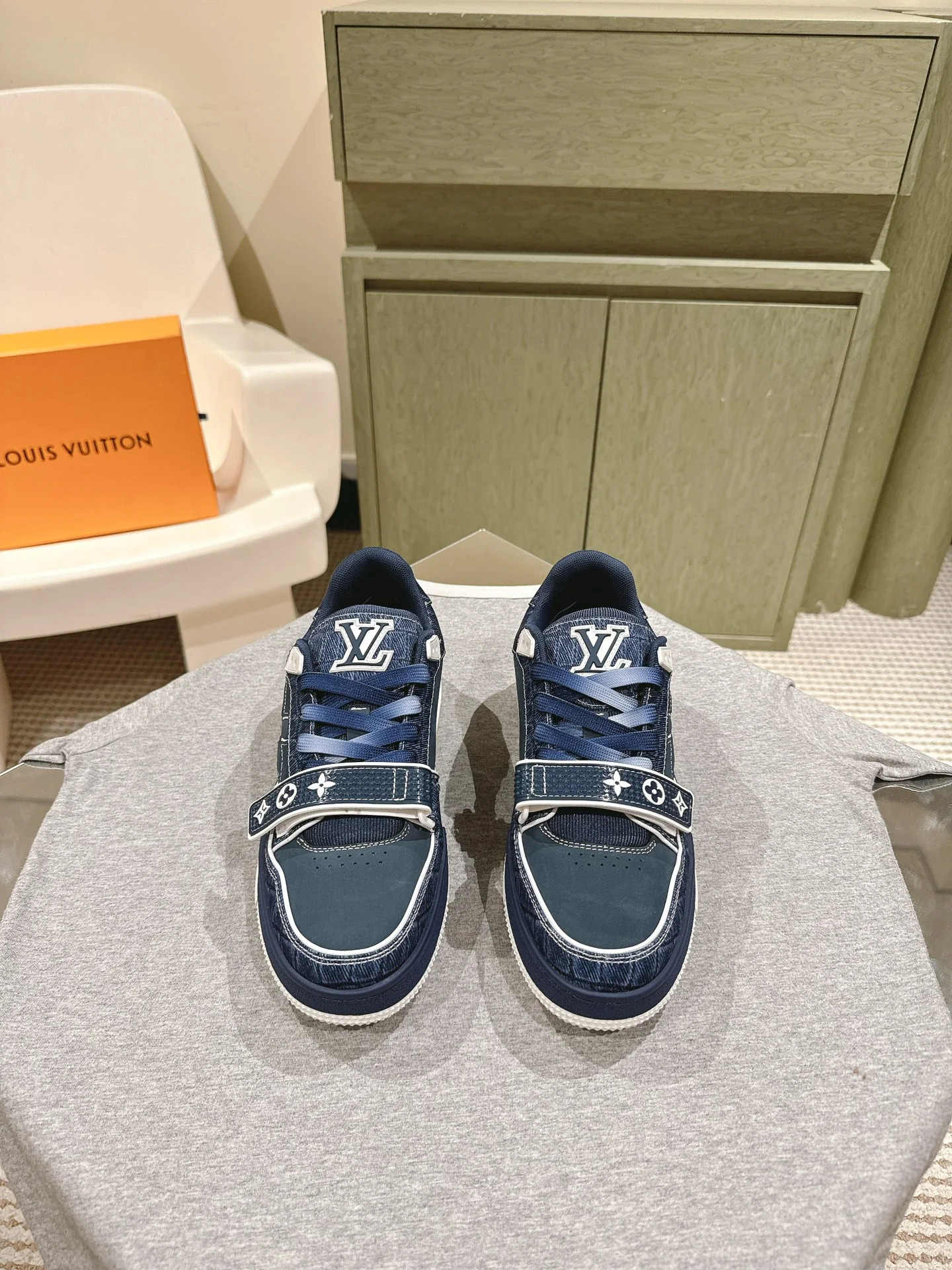 LV-2024-Кроссовки-Синие-1