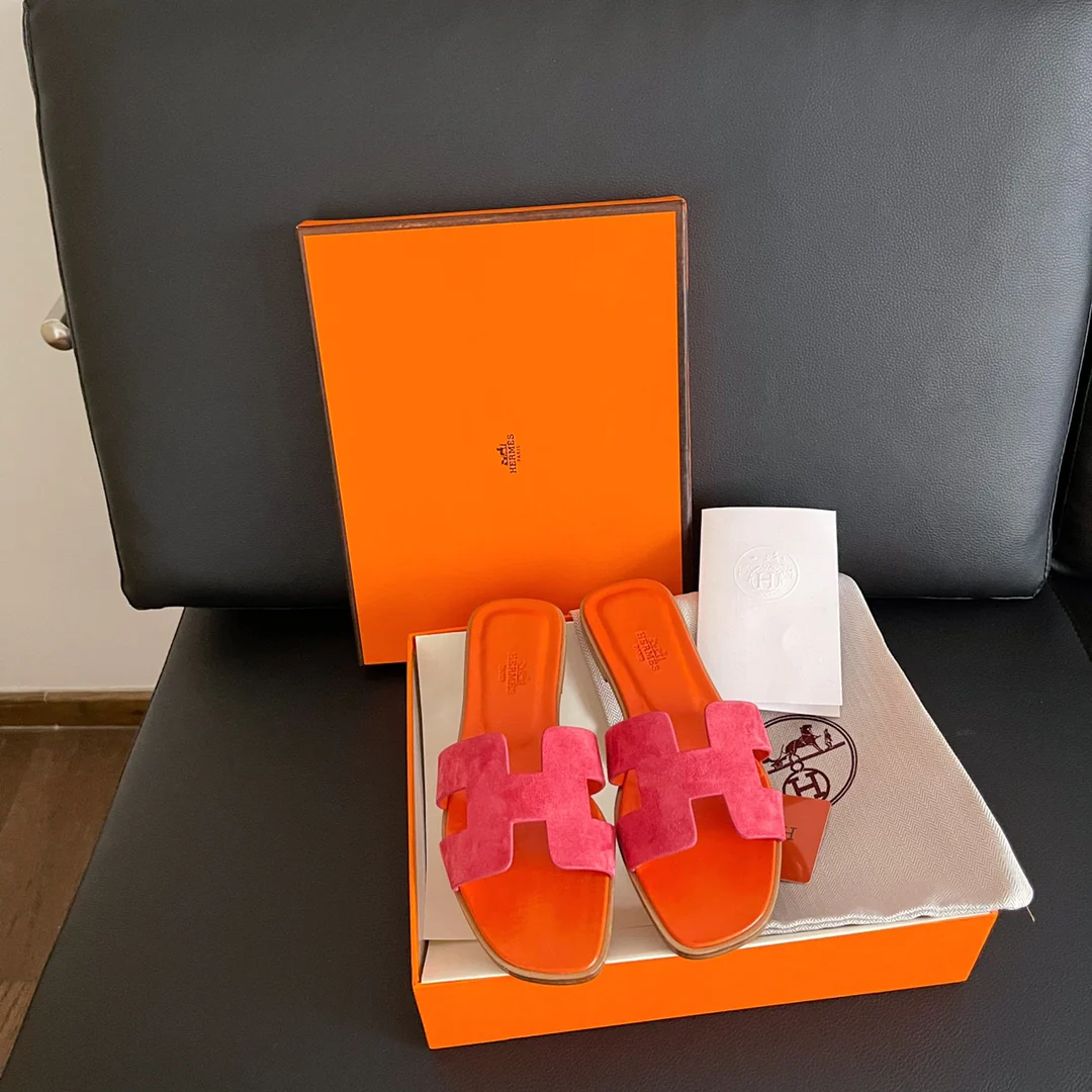 Новинки весенней коллекции Hermes - тапочки