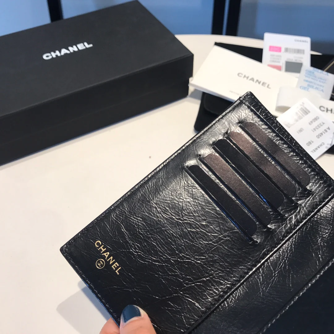 Chanel - Винтажный трехсекционный кошелек из вощеной кожи