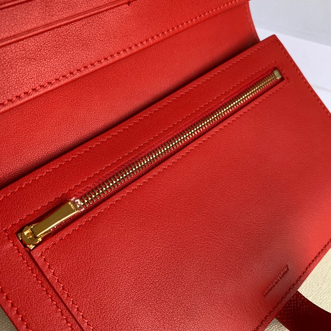 Длинный кошелек Celine - Кошелек с ремешком из крупнозернистой телячьей кожи - 4