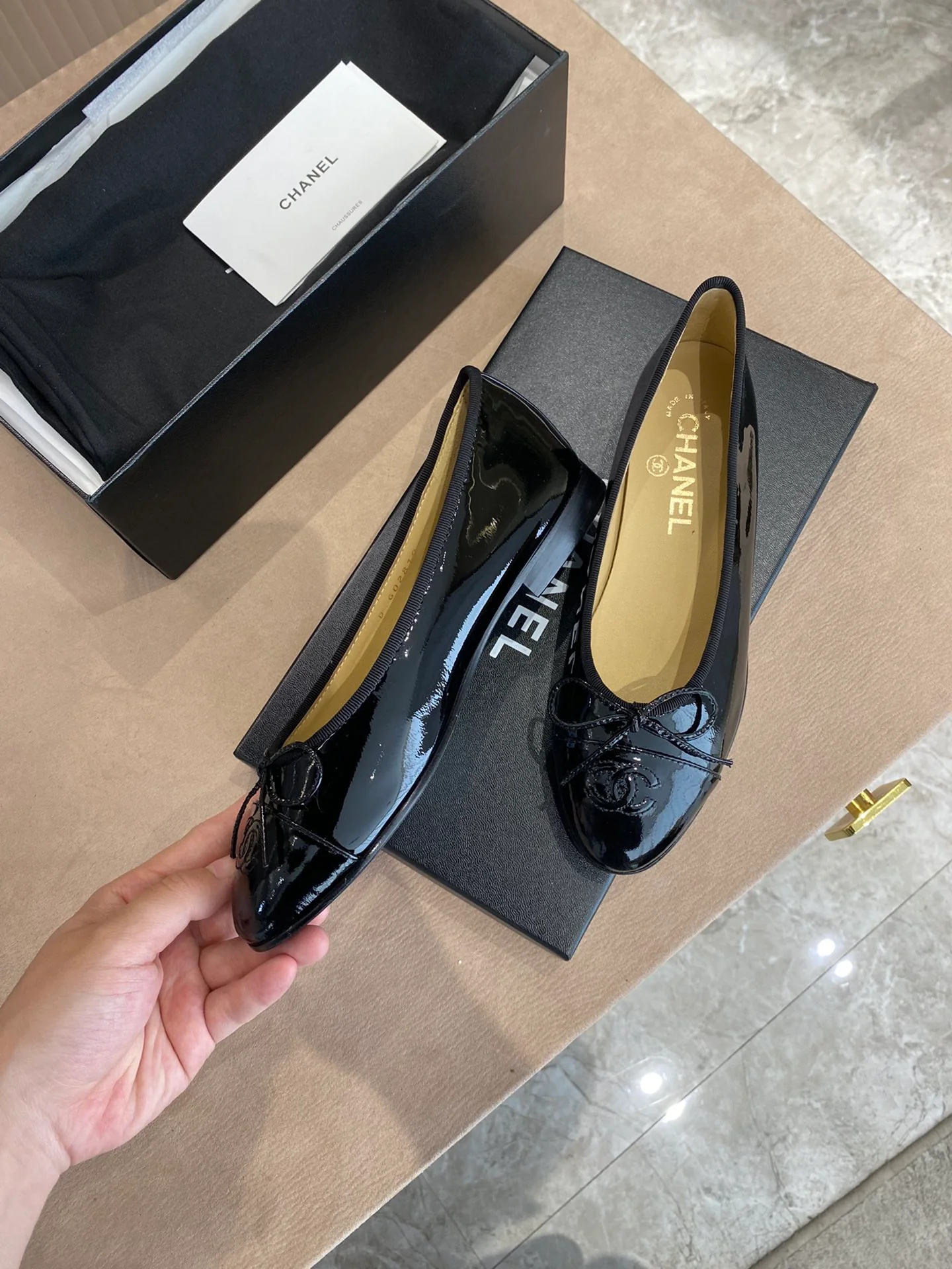 Балетки Chanel - глянцевые черные