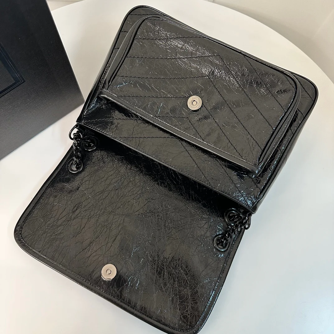 Кожаная цепочка YSL Niki Baby 28 см, черная