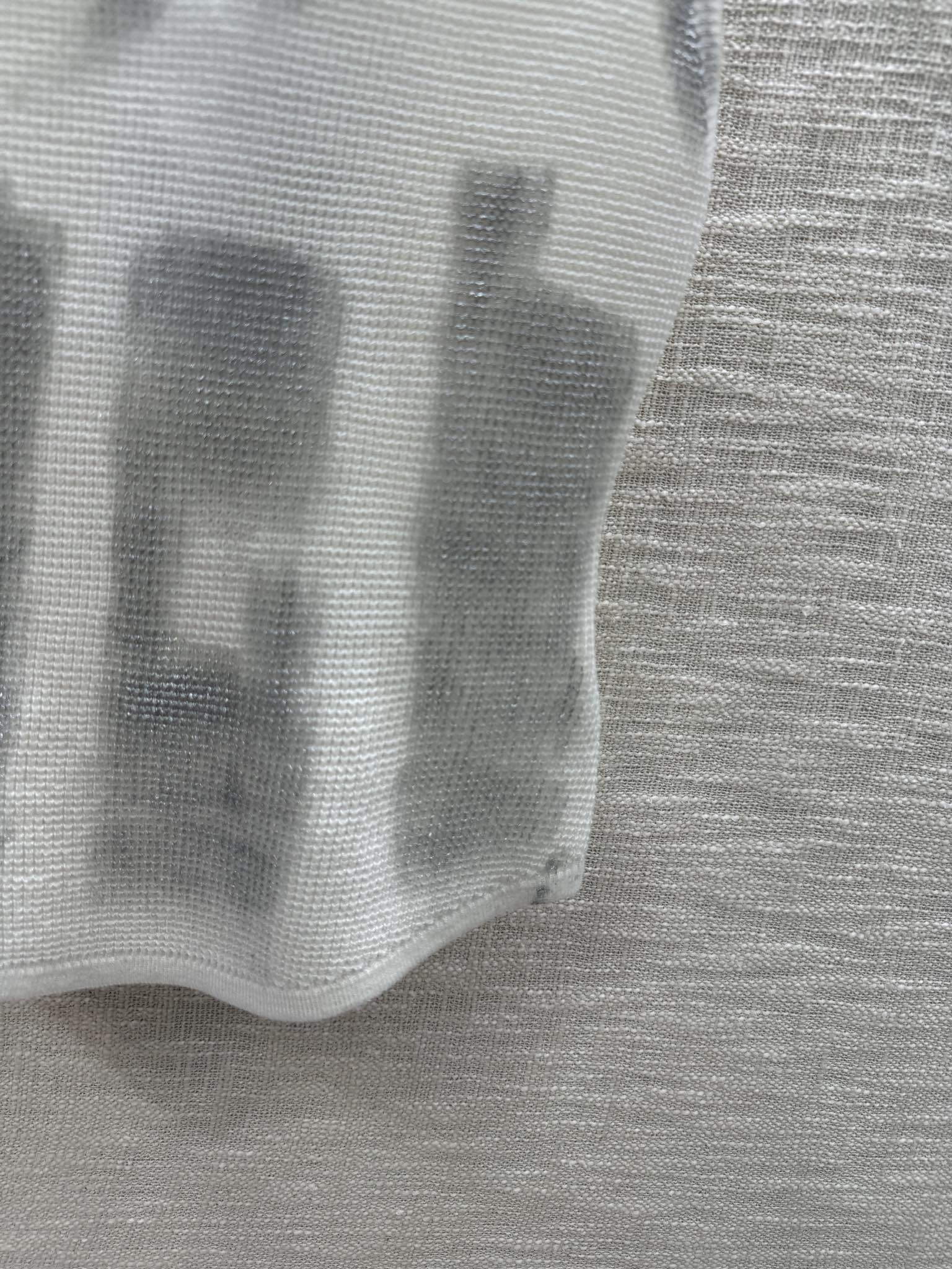 Вязаный жилет Chanel 2403 Graffiti с V-образным вырезом