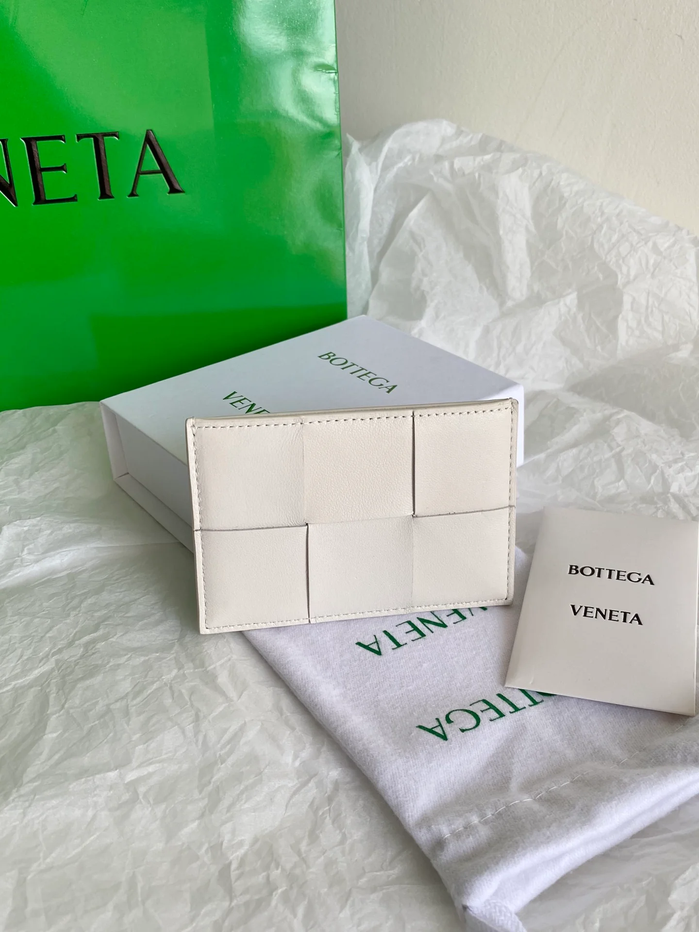 BV-小格子 卡包 小羊皮 11.5x7.5cm 白色