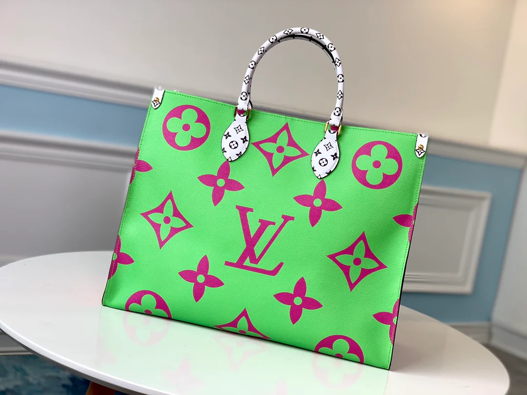 m44570-LV-onthego-handbag