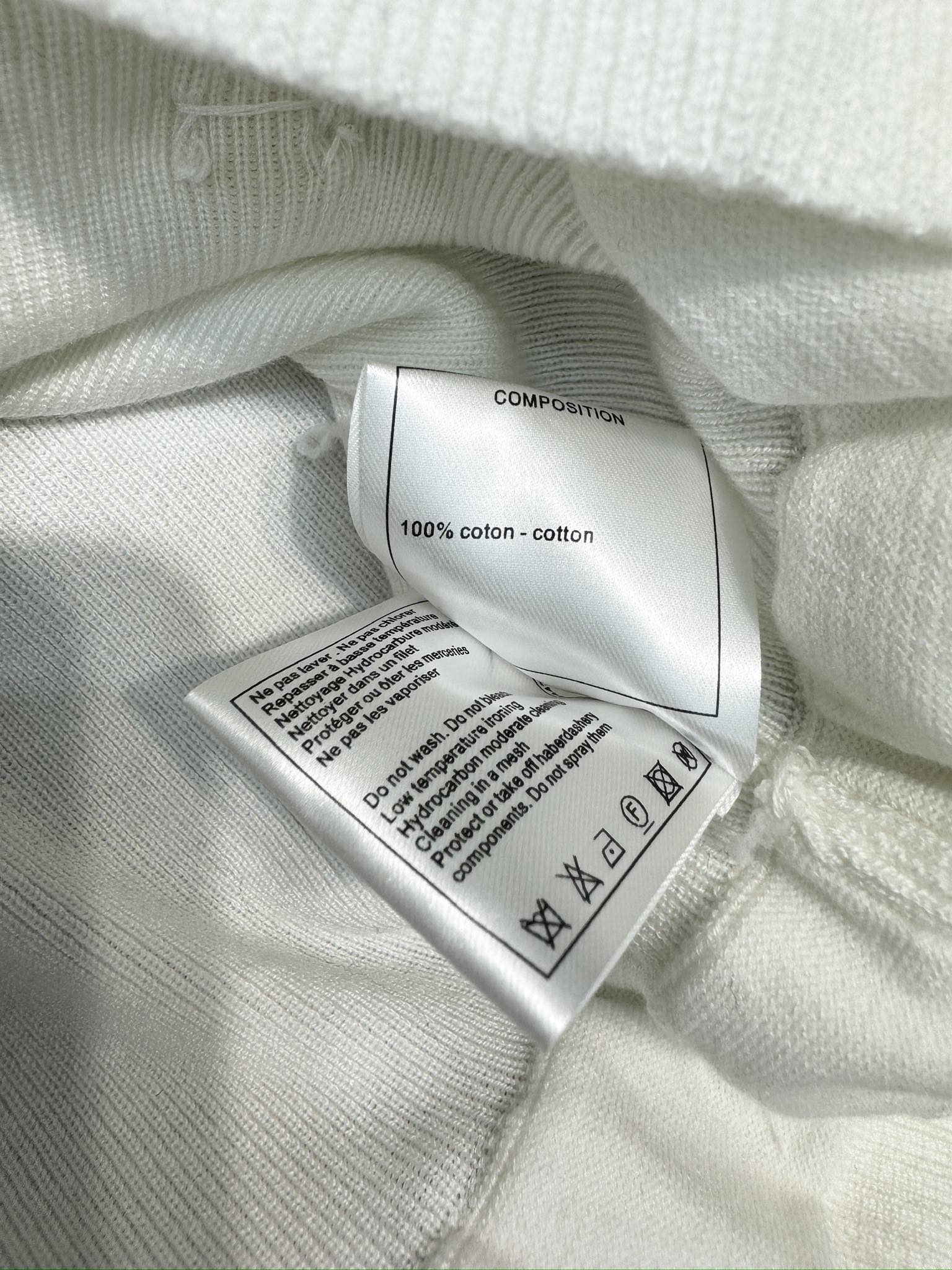 Платье Chanel 2403 с коротким рукавом, кружевной вязкой, белое.