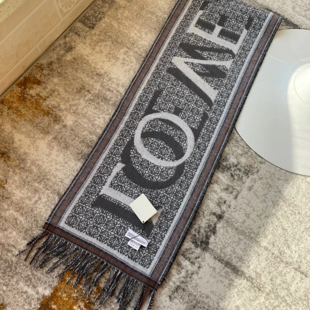 Шарф Loewe New Love, двусторонний, 2022 год - 30 см - 180 см - 90 см - Шерсть - 10 см - Накидка из козьей шерсти