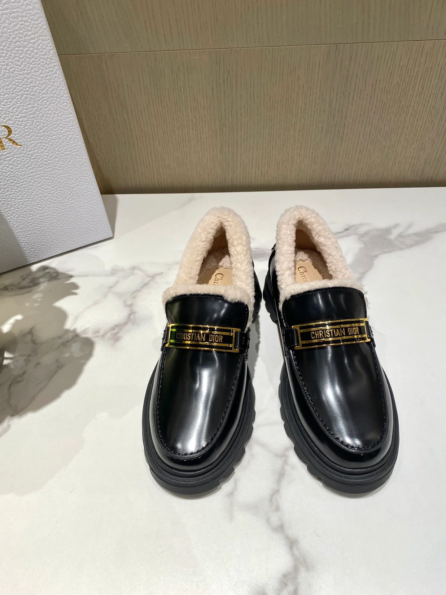 Dior - Туфли на платформе из овечьей шерсти