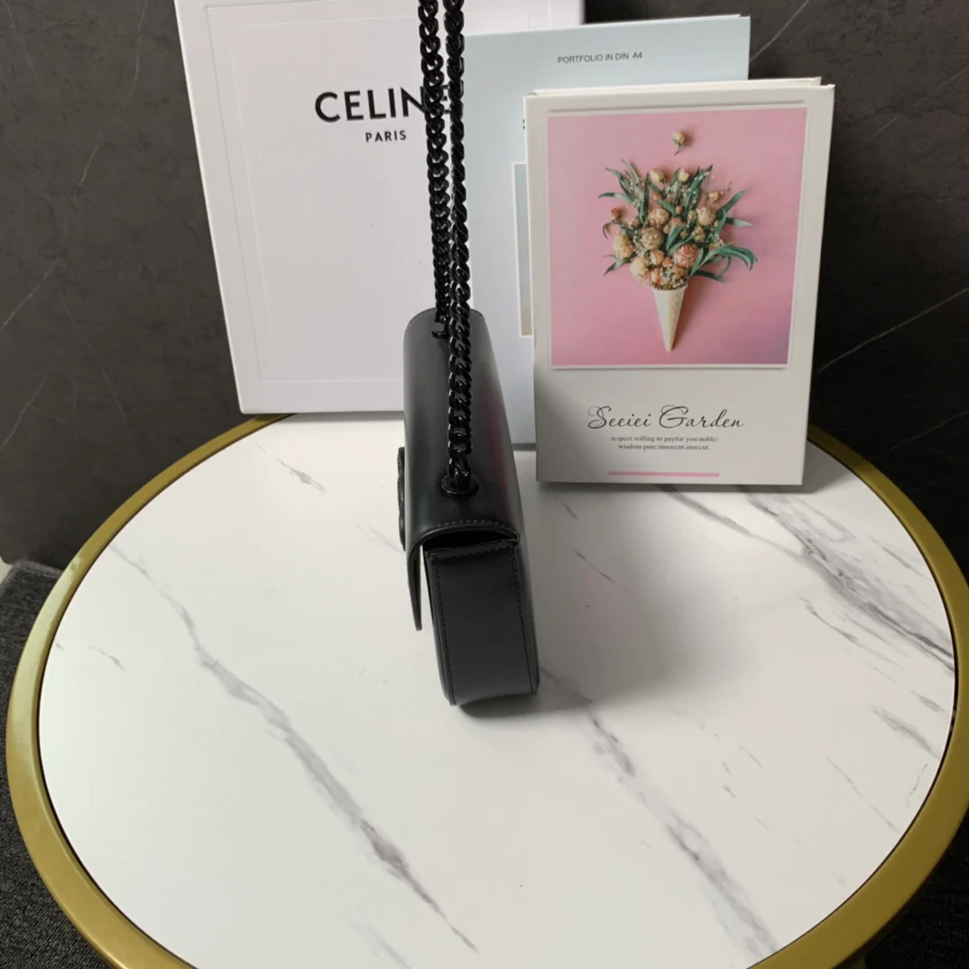 Celine - Кожаная сумка с пряжкой и цепочкой - Подмышечная сумка - Черная