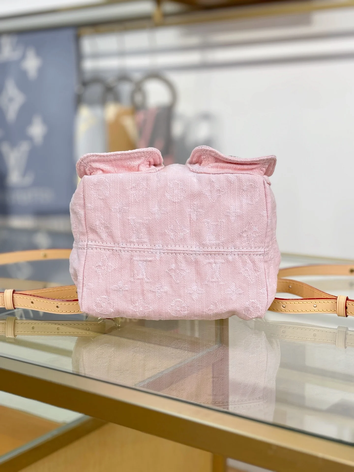 LV-m13031-venice shoulder bag-pink