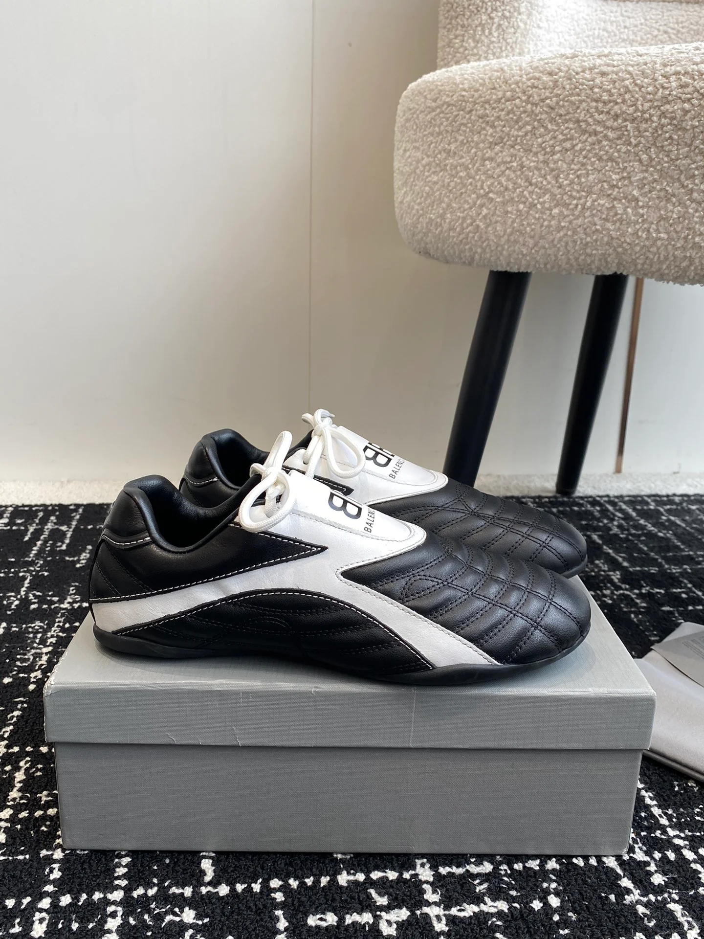 Кроссовки Balenciaga 2024 в бейсбольном стиле - черные